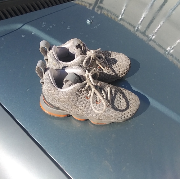 Kids nike shoes - Picture 3 of 8